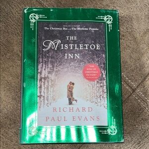 The Mistletoe Inn by Paul Evans - Green Cover Coffee Table Book